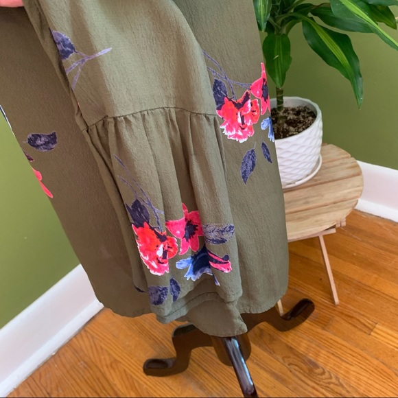 Vero Moda blouse with bell sleeves XS - Picture 5 of 8